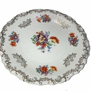 BAVARIA Schumann Floral Round Dinner Plate with Plate Hanger GERMANY US ZONE 10"